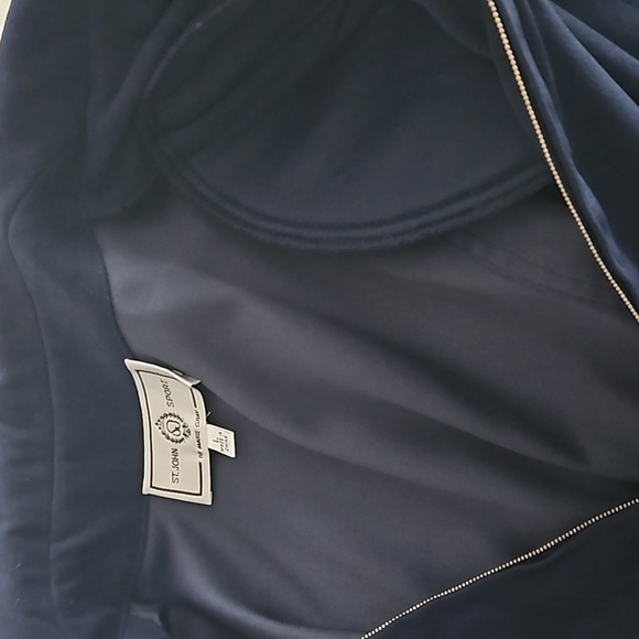 St. John Sport Suede, Size L. - Picture 15 of 16